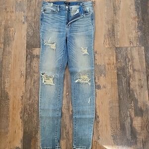 Judy Blue Long Ripped Jeans
